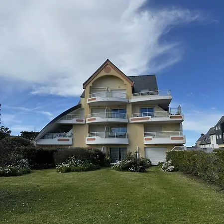Apartment Centre Ville, Au Calme, Jardin. *
