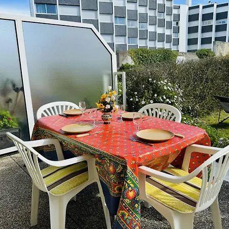 Centre Ville, Au Calme, Jardin.